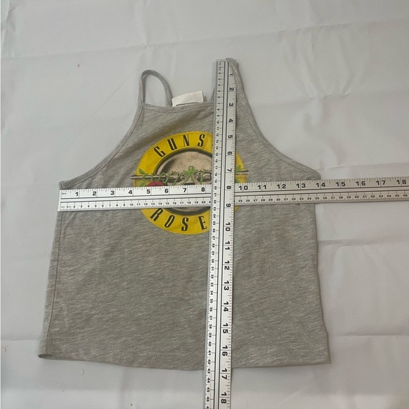 🎸 Guns N’ Roses Gray Halter Crop Tank – Size 4 🎸 - Picture 9 of 9